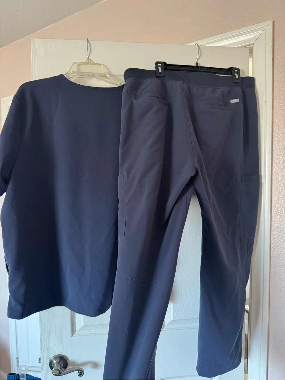 Men's Figs scrub set